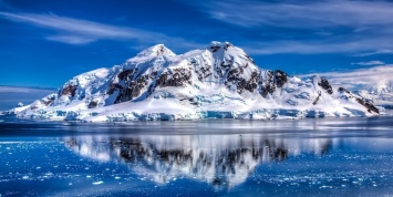7400 миллиардов тонн искусственного снега предлагают сбросить ученые на Антарктиду