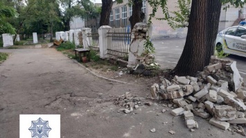 На Днепропетровщине похитители металлолома выкрали школьный забор