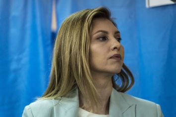 Елена Зеленская внезапно покинула Украину: тайно пробралась в..., скандальные фото попали в сеть