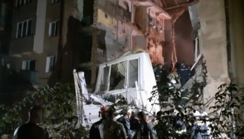 В Дрогобыче взрыв газа уничтожил часть дома: есть раненые