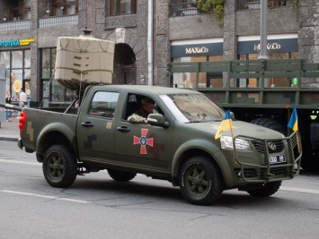 Украинские вооруженные силы получат новые пикапы