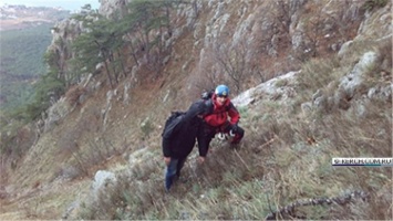 Керченский альпинист сорвался со скалы в Судаке