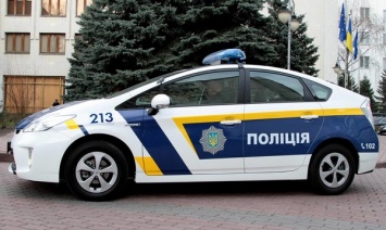 В Киеве мать задержанного напала на полицейского