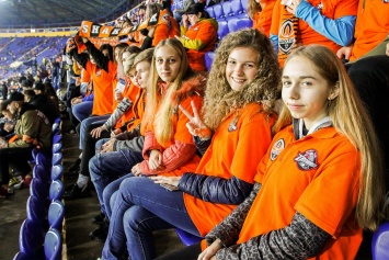 Учащиеся Донецкой области посетили матч Лиги чемпионов «Шахтер» - «Динамо» (Загреб)