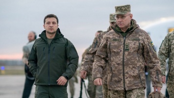 "Я не лох, уберите оружие": Зеленский жестко ответил добровольцу на Донбассе