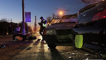 ДТП в Кривом Роге: два человека пострадали в результате аварии на Заречном
