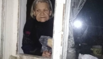 В запорожской области забытая семьей старушка ела землю от голода (ФОТО)
