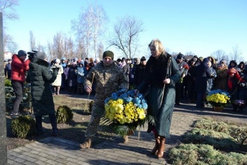 Сегодня на центральном городском кладбище Покровска состоялся митинг-реквием