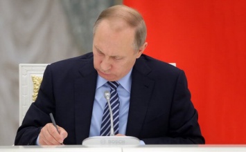 Путин не послушал Apple и подписал закон о российском софте