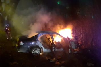 «Огонь и погибший водитель»: смертельное ДТП на Набережной в Днепре