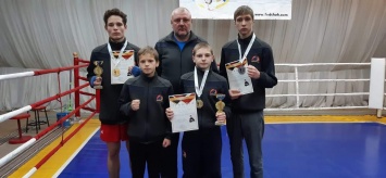 Боксеры клуба «Бердянск» вернулись с турнира с наградами