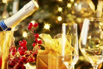 Новогоднее застолье: посчитали сколько придется потратить на алкоголь