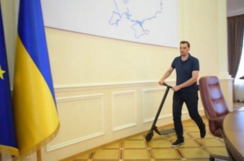 "Дефолт" от Гончарука может оставить украинцев без зарплат