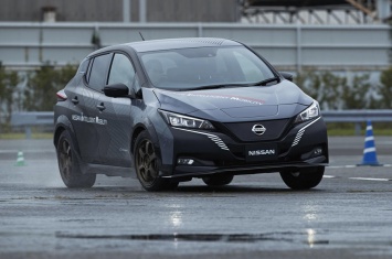 Nissan представила новую двухмоторную полноприводную трансмиссию для электромобилей