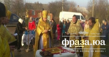На Волыни община УПЦ девятый месяц удерживает храм от захвата