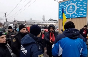 Шарий назвал нападавших на активистов его партии под Харьковом