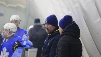 У Украины есть уникальная возможность показать свой потенциал на родине хоккея, - тренер команды "Сокол 2007" Александр Матвийчук