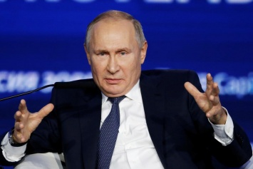 Путин снова призвал "защищать русский язык" за рубежом
