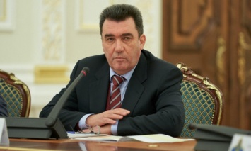 Глава СНБО допустил, что рано или поздно новый вирус доберется до Украины