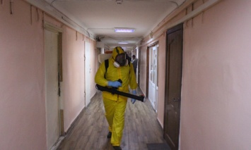 В Киеве во второй раз дезинфицировали общежитие академии Глиера, где живет больной коронавирусом студент