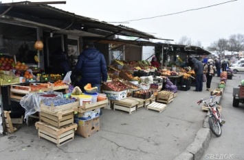 В Мелитополе рынки возобновили работу: что изменилось на период карантина
