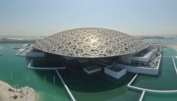 Лувр Абу-Даби можно посетить виртуально
