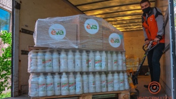 С заботой о каждом: Линия магазинов EVA обеспечила 242 опорные больницы средствами дезинфекции на время карантина