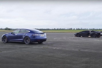 Электрическая Tesla Model S против бензинового Lamborghini Aventador S (ВИДЕО)
