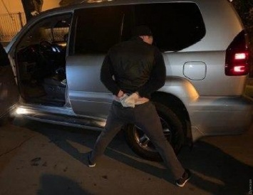 Одесские розыскники задержали угонщиков элитных авто: один из них - бывший полицейский