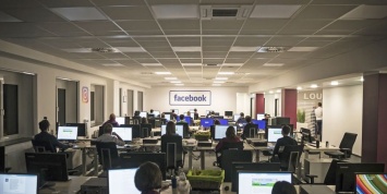 Модераторы Facebook получат $52 миллиона компенсации
