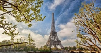 Атмосферный Париж: 5 глупых ошибок, которые совершает каждый турист в городе любви