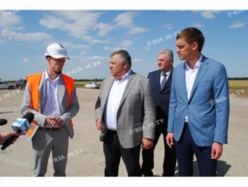 Какое обещание первый зам губернатора Иван Федоров взял с компании, строящей мощнейшую в Украине ВЭС (фото)