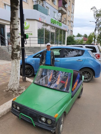 Пенсионер-учитель физики из Баштанки своими руками собрал электромобиль (ФОТО, ВИДЕО)