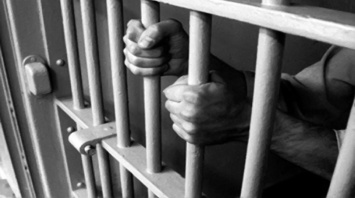 В области осудили бывшего заключенного за попытку продажи наркотиков и прекурсоров