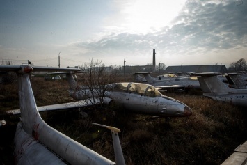 В Запорожье госпредприятие выставило на аукцион 26 самолетов