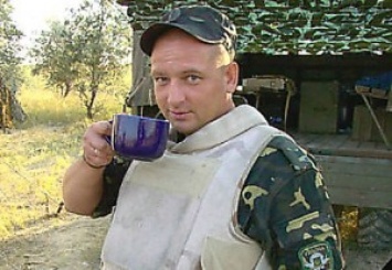 Шесть лет назад на Донбассе погибли николаевские воины-десантники - подполковник Сергей Кривоносов и солдат Эрнест Хортив (ФОТО)