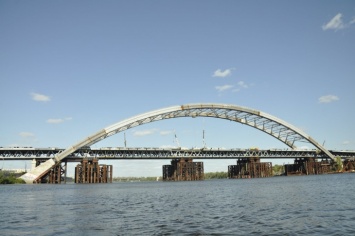 АМКУ открыло новое дело по признакам тендерного сговора на строительстве Подольского моста
