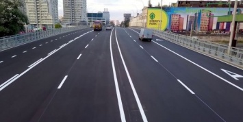 Шулявский мост получил постоянную разметку (видео)