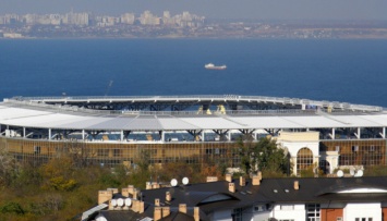 Суд отменил арест нежилых зданий одесского стадиона «Черноморец»