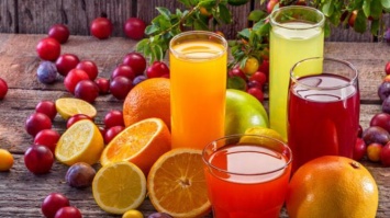 Почему фруктовые соки опасны для здоровья