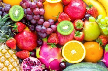 Медики рассказали, в котором часу лучше всего есть фрукты