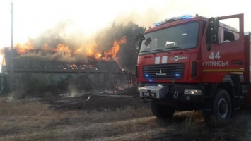 Пожар на Харьковщине: возгорания в двух селах ликвидировали, один человек отравился дымом