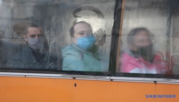 Во Франковске не хватает транспорта, власти просят Кабмин пересмотреть требования перевозки
