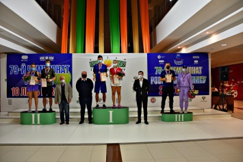 Симферополец Максим Ратнюк выиграл чемпионат России по теннису в Казани