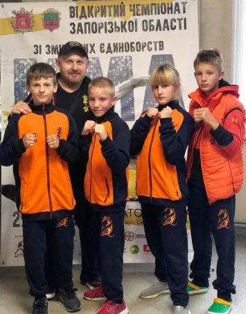 Кирилловские бойцы стали призерами чемпионата области по ММА
