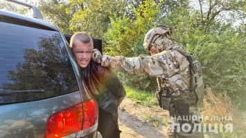 На въезде в Николаев задержаны двое мужчин, подозреваемых в серии разбойных нападений на территории двух областей (ВИДЕО)