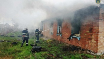 На Черкасчине в пожаре погибли двое пожилых людей и трехлетний ребенок
