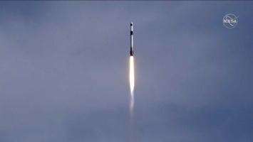 SpaceX успешно запустил новый шаттл Cargo Dragon