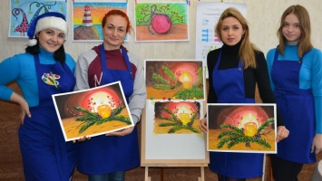 В Никополе провели мастер-класс по живописи, чтобы помочь детскому реабилитационному центру