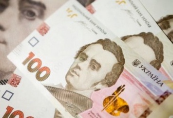 Реальная зарплата в Украине в ноябре увеличилась на 8%